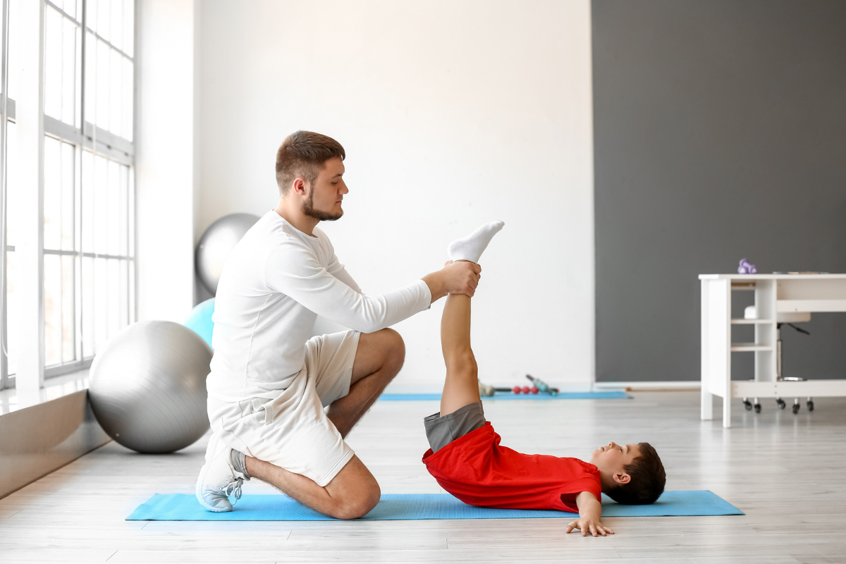 Beneficiile kinetoterapiei pediatrice: Cum sprijină&hellip;